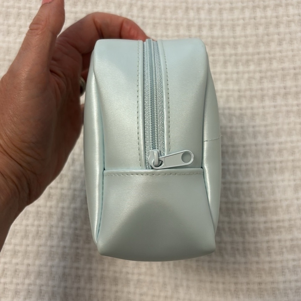 CHRISTIAN DIOR Perfume cosmetic bag travel make up bag top zipper light blue - Picture 4 of 16